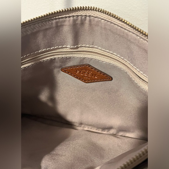 Fossil Devon Crossbody purse in HTF Floral pattern - Picture 8 of 10